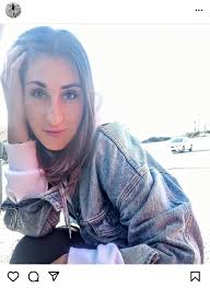 Miriam TK;